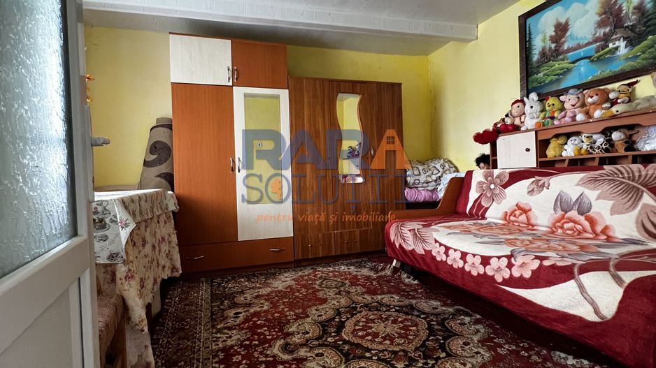 Casă cu 3500 mp teren, Sat Miron Costin - Brănișteni (str. Macilor) - Poză 6