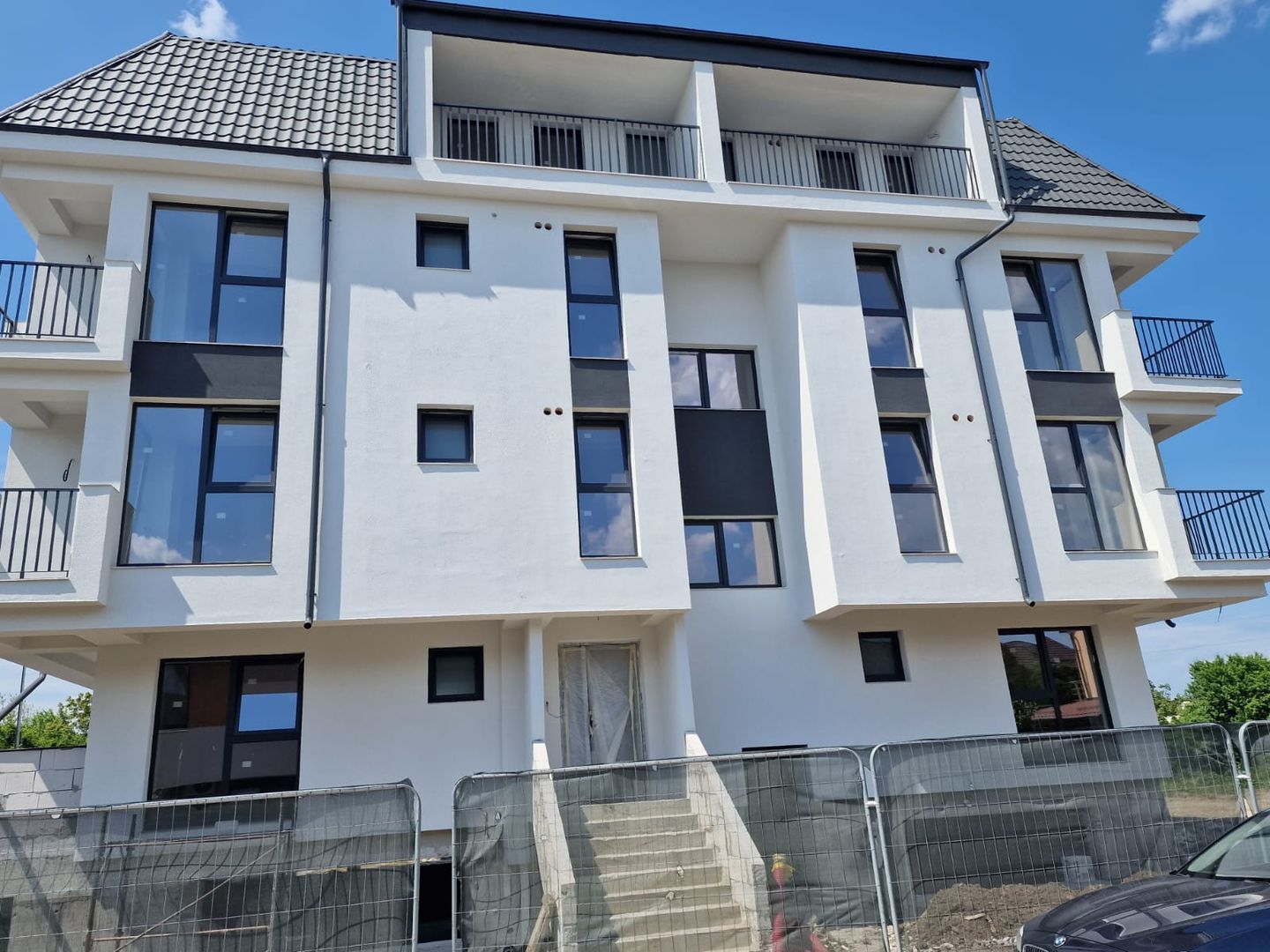 Apartament 2 camere Otopeni central | include TVA și parcare - Poză 9