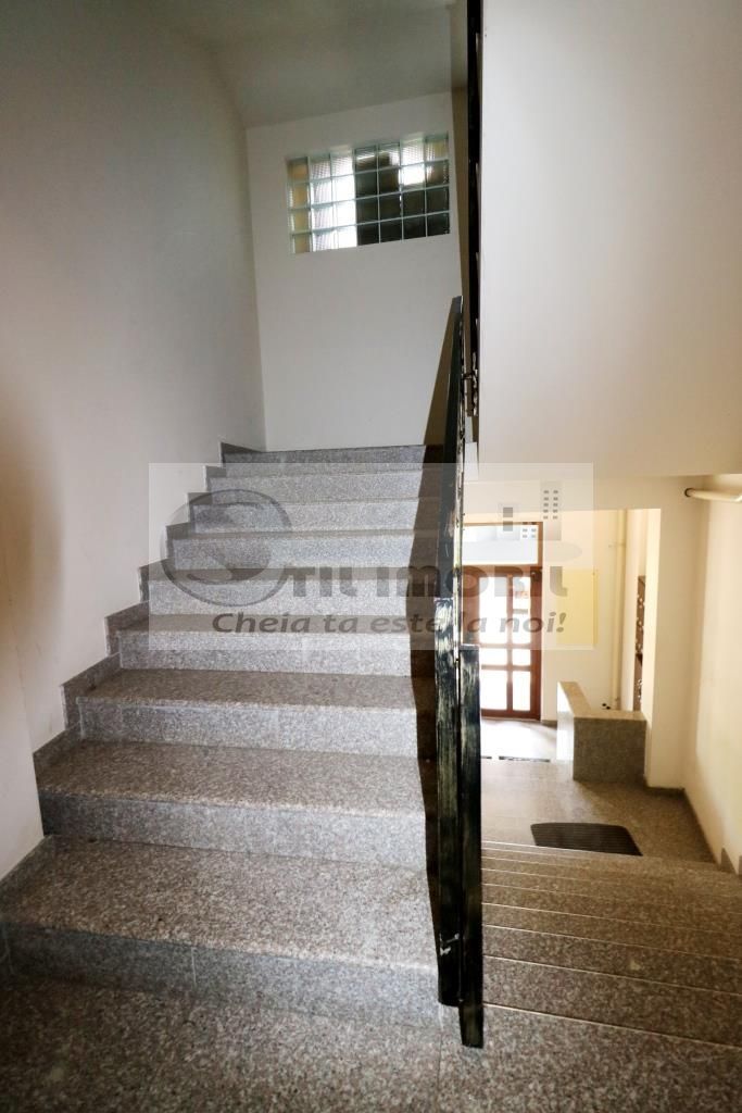 2 CAM NOU BILLA GARA UMF CUZA COPOU - Poză 22