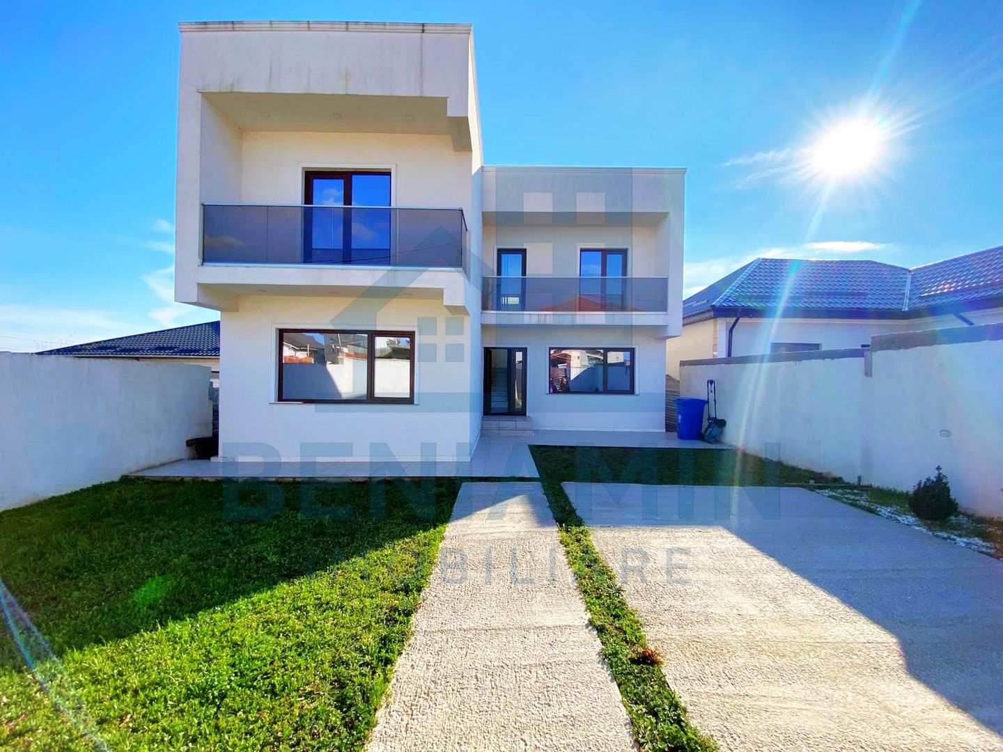 Casa noua stil mediteranian - P+1 - 4 dormitoare - 176mp - Damila - Poză 1