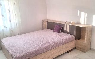 Casă de vânzare Comana - Poză 2