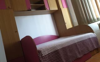 Apartament 2 camere decomandate de închiriat în Podul Roș, lângă Liceul Emil Racoviță - Poză 3