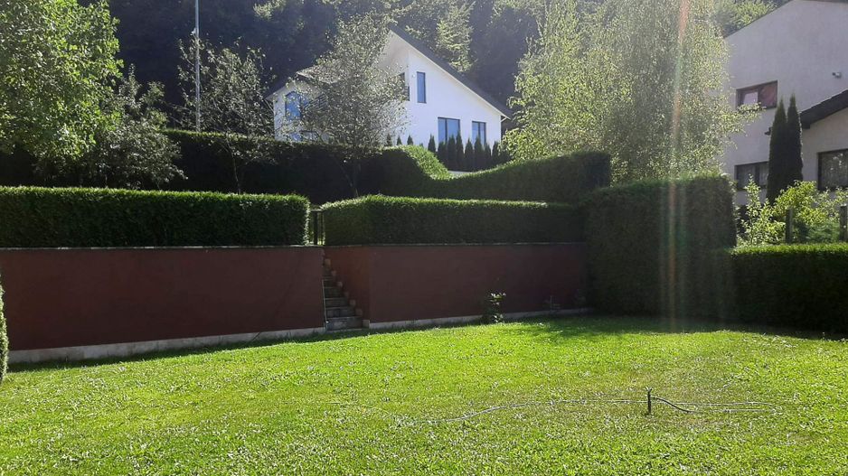Vilă de lux cu vedere spectaculoasă spre Tâmpa  Green Valley zona Noua - Poză 3