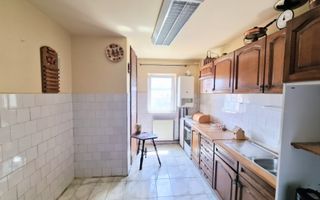 Apartament 4 Camere-2 Bai-2 Balcoane- Pivnita-80 MP - Poză 7