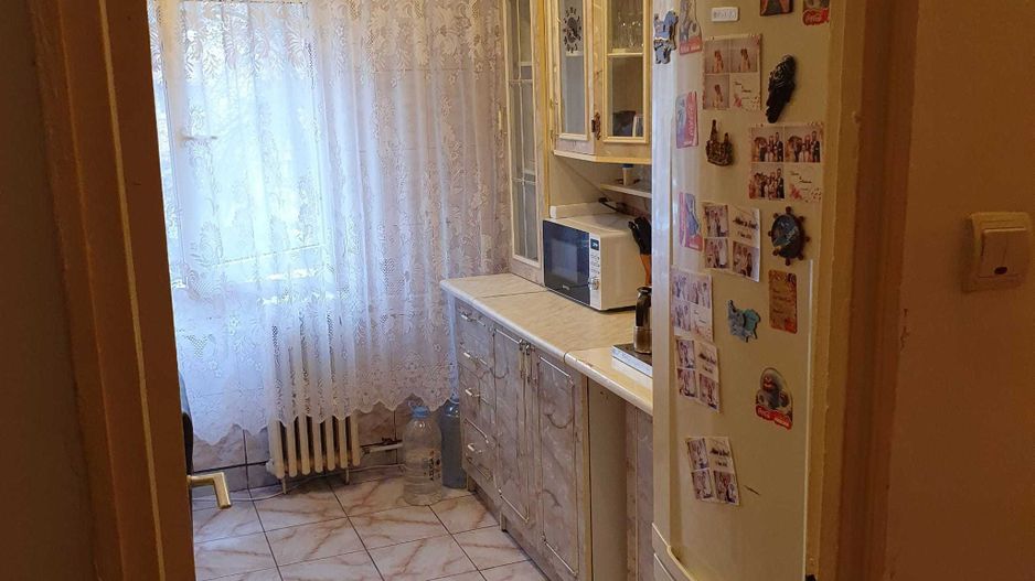 Apartament 2 camere semidecomandat 1/4 Craiovita Noua - Poză 6