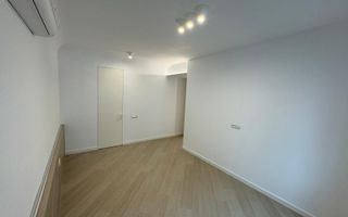 Apartament cu 3 Camere în Cortina North - Poză 3