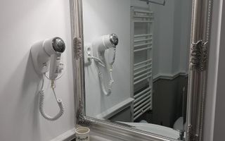 Vila Pensiune in Busteni | zona centrala | afacere functionala - Poză 9