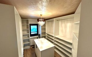 De vanzare apartament cu 3 camere, zona Piata Mare. - Poză 4