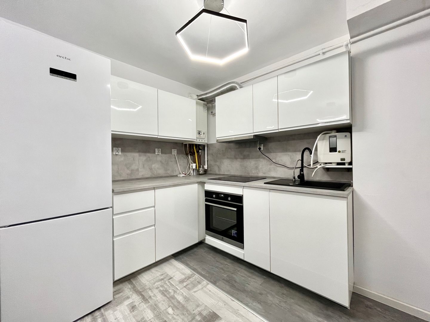 Apartament 1 Camera Superfinisat Zona USAMV Kaufland - Poză 4