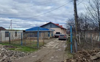 Se oferă spre vânzare / închiriere clădire cu spațiu comercial - Poză 18