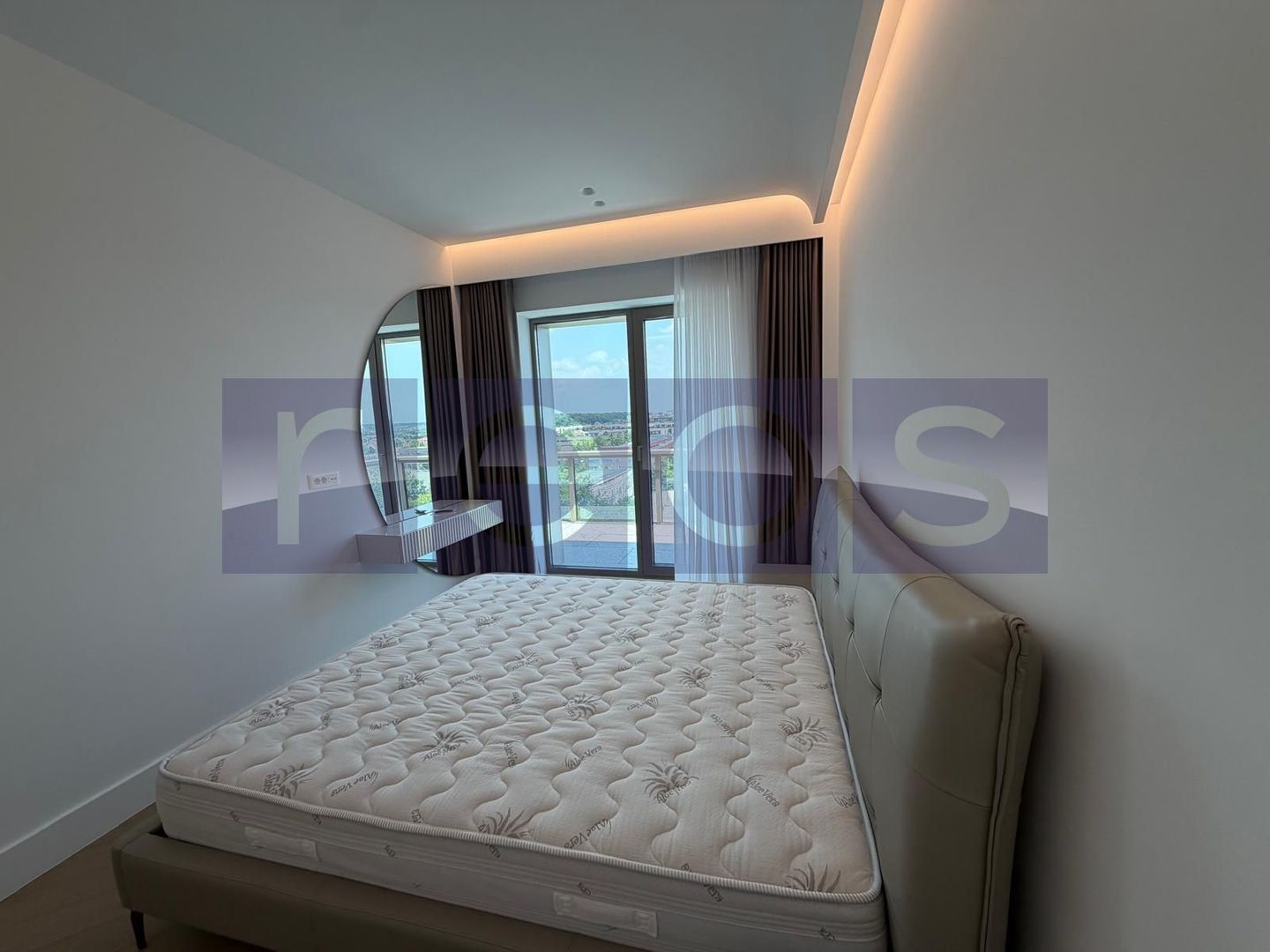 VANZARE APARTAMENT 101MP | 3 CAMERE | MOBILAT-UTILAT LUX | TERASA 26MP - Poză 24