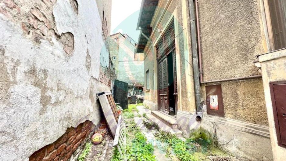 CASA CU CURTE PROPRIE PARCUL CAROL - Poză 2