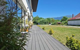 Pensiune 600 mp an 2023 si casa 130 mp teren 4600 mp zona V. Avrigului - Poză 5