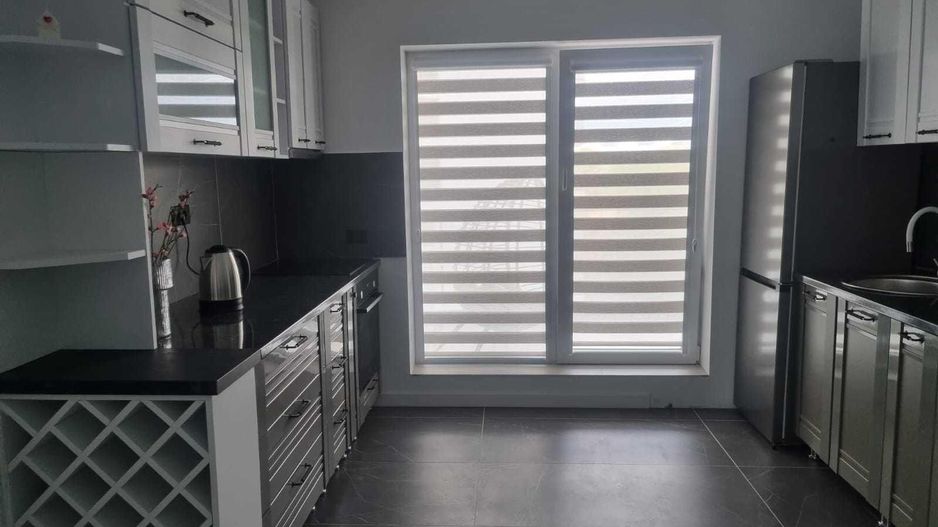 AP. 2 CAMERE SUN ROYAL VIEW, LOC PARCARE, BLOC NOU, METROU 8 MINUTE - Poză 3