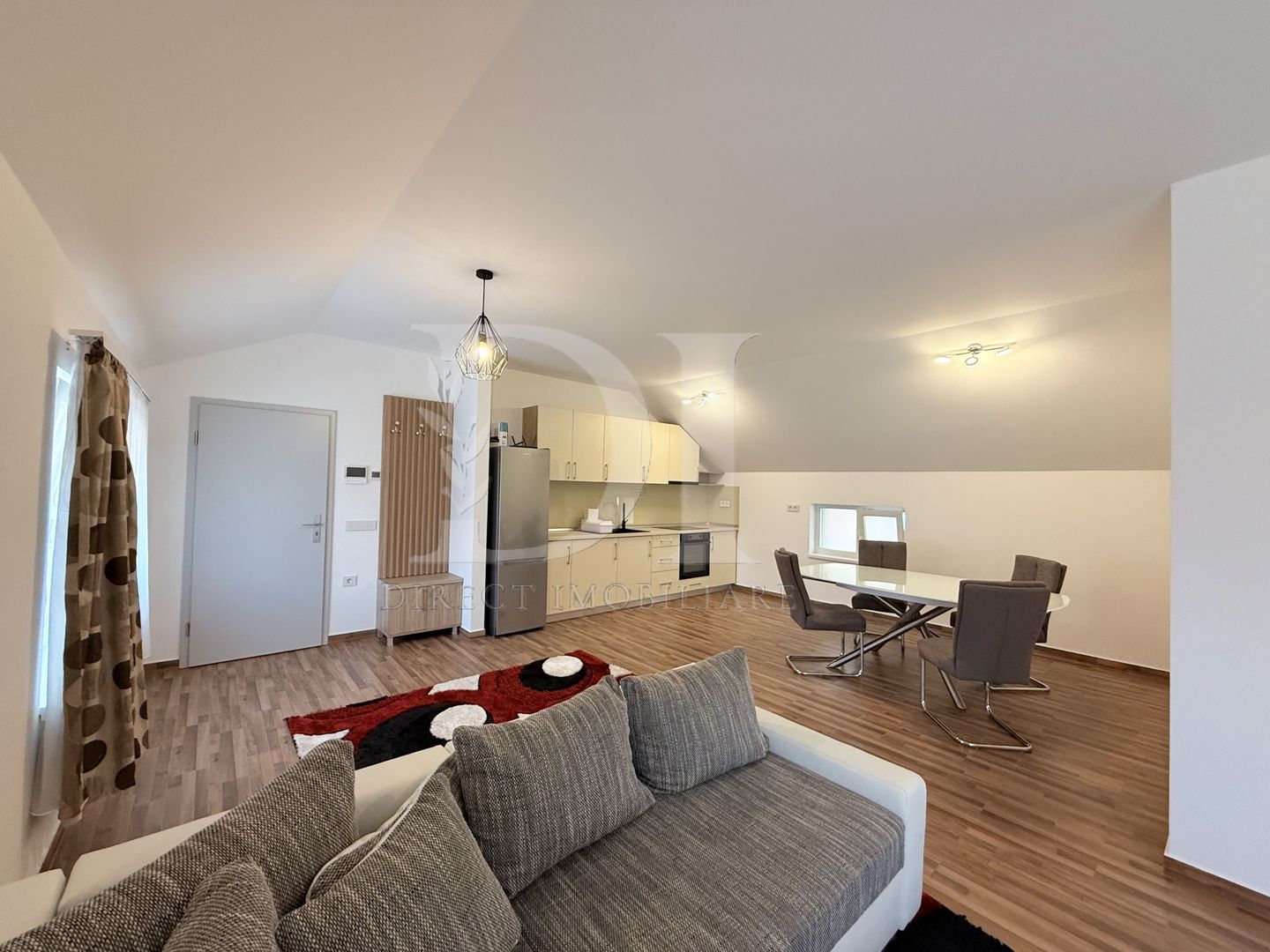 Apartament doua dormitoare / Zona Lidl , Floresti - Poză 4