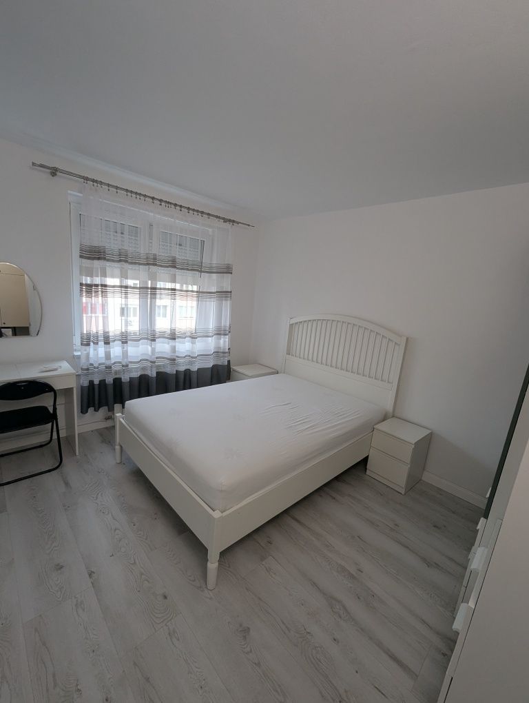 Apartament 2 camere, decomandat - Poză 1