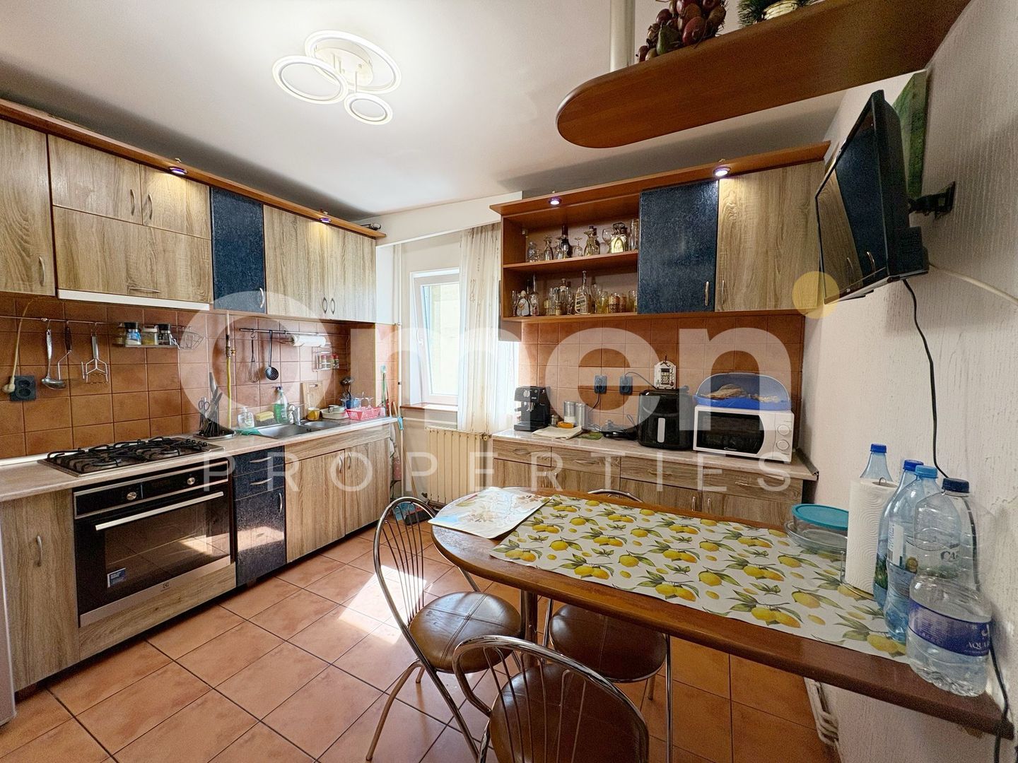 Apartament 4 camere de vanzare , Bulevardul Bucuresti - Poză 3