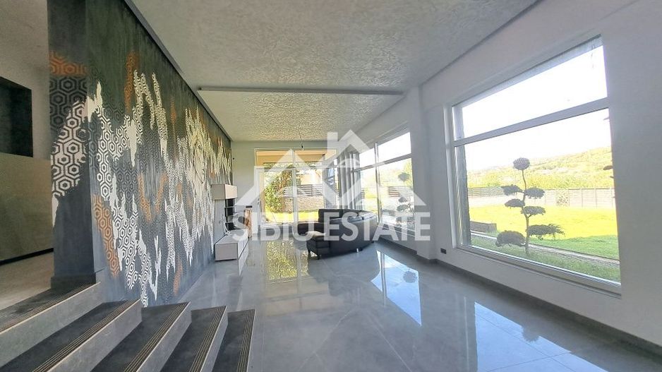 Casa Sibiu Cisnadioara, garaj, piscina, terase panoramice - Poză 22