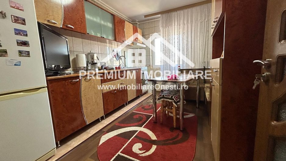 Apartament 3 camere de vânzare – Onești - Poză 11