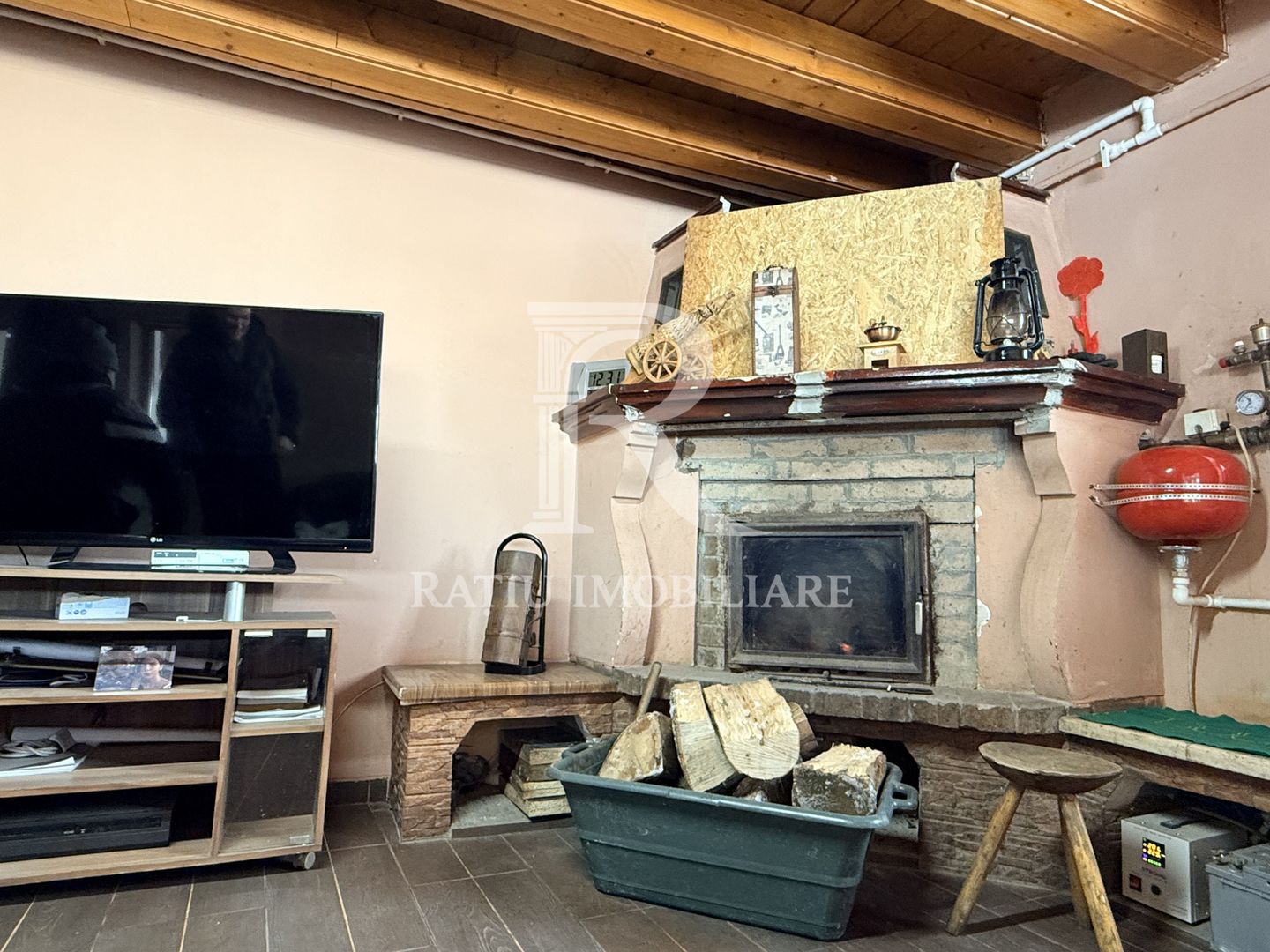 Proprietate rară | 4458 mp teren intravilan | Casă solidă, natură, liniște totală. | Bratca, Bihor. - Poză 4