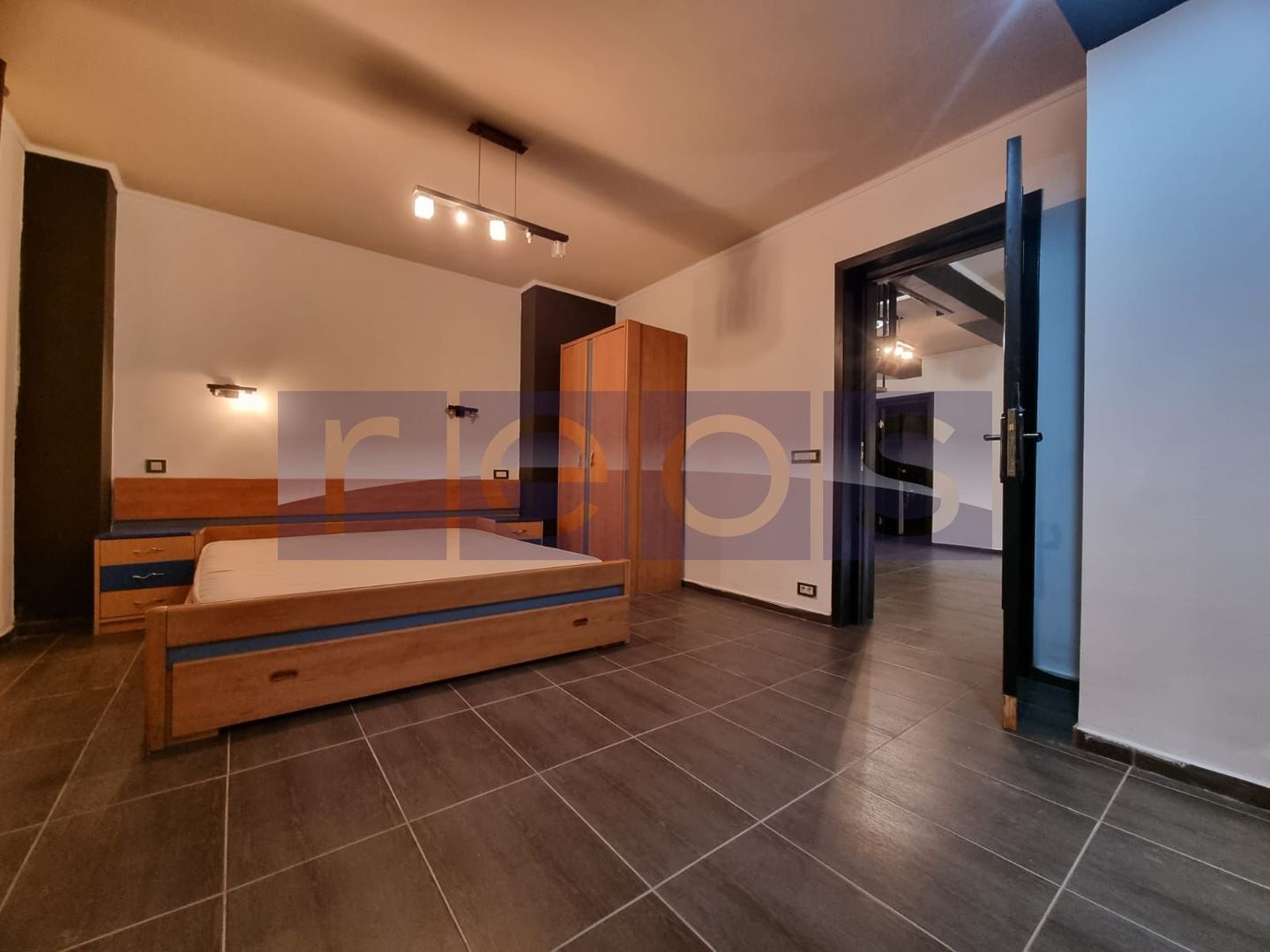 VANZARE CASA 5 CAMERE+ TEREN 300m | ZONA TIMPURI NOI - Poză 6