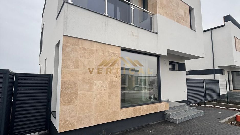 Locuință P+E modernă, 3 băi, teren generos de 323 mp - Poză 19