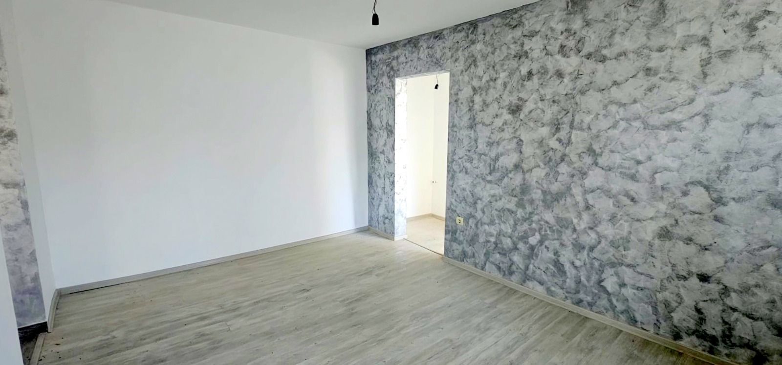 De vanzare apartament cu 2 camere, renovat, etaj9, Viziru 3, 43.000 euro - Poză 7