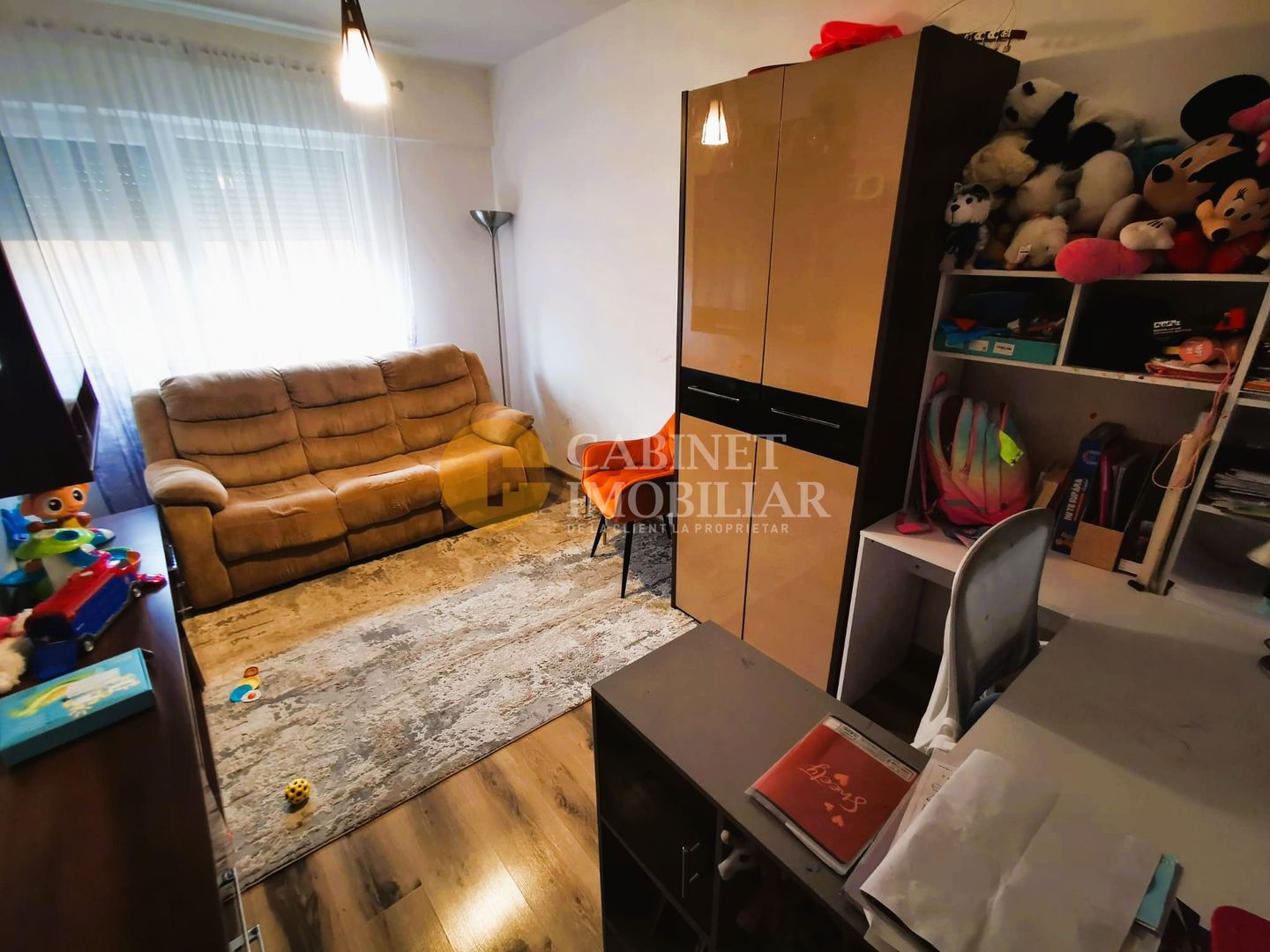 2 camere decomandat - 77mp(44mp+33mp curte proprie) - zona CUG - Poză 2