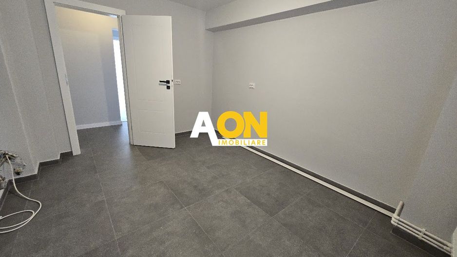 Apartament 3 Camere,  2 Bai, Etaj 1, Complet Renovat, Cetate - Poză 4