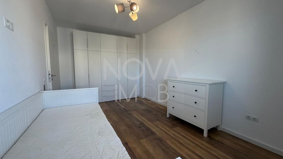 Apartament 3 camere, 2 balcoare, Calea Surii Mici - Poză 9
