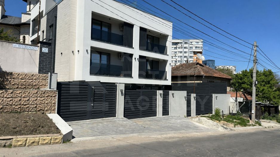 Vânzare, Towhouse 230 mp, str. MIhai Lomonosov, Centru - Poză 1