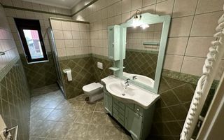 VILA  - ARADULUI. -British - Poză 43