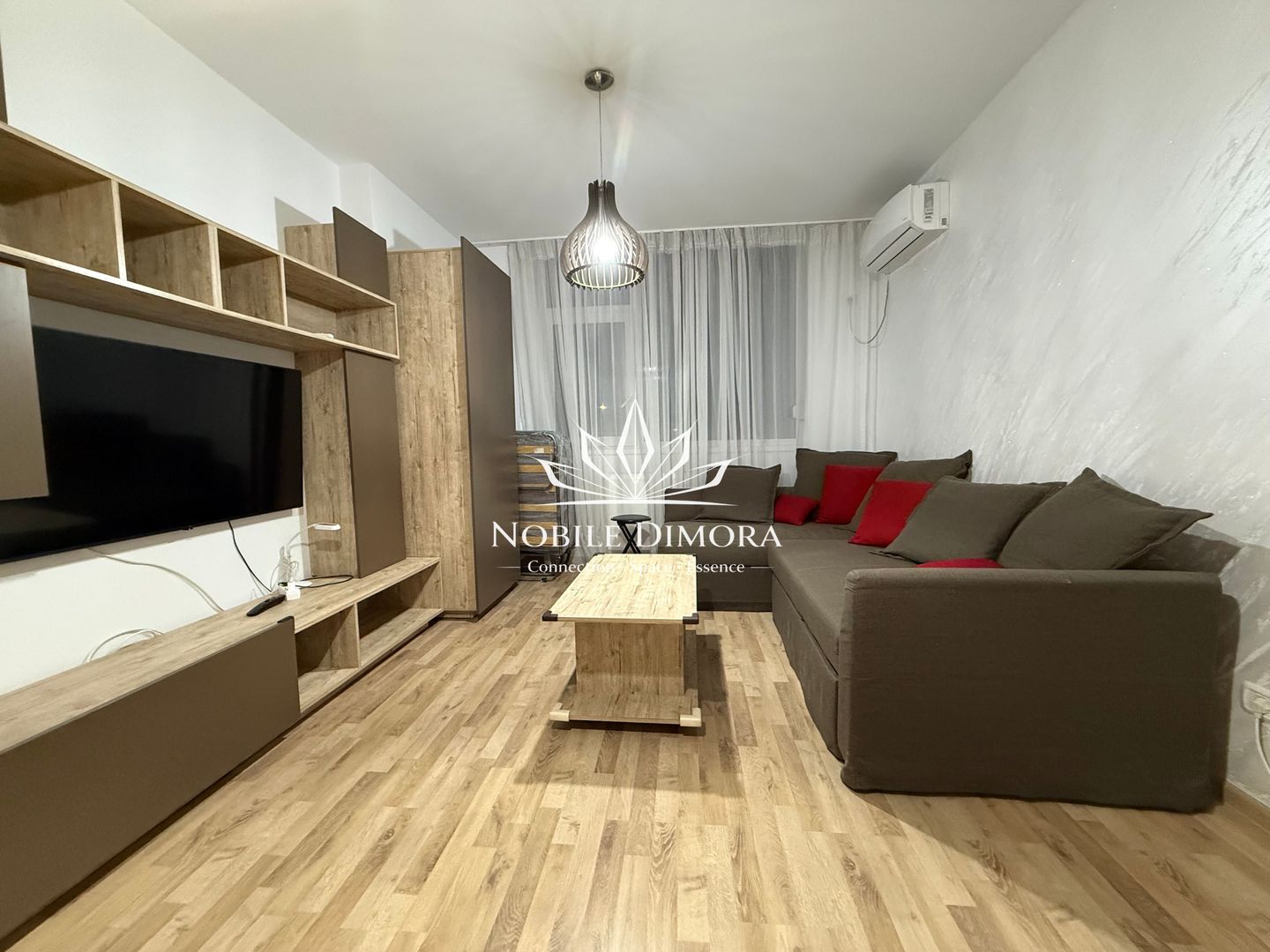 City of Mara - Apartament decomandat cu 2 camere, 2 bai, dressing - central - Poză 1