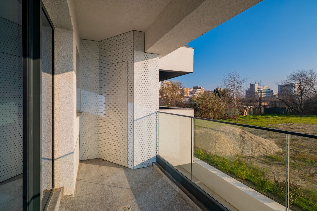 2 camere Mamaia | Private Lake- bloc 2025| Vedere frontală la lac, la 5 m de apa - Poză 13