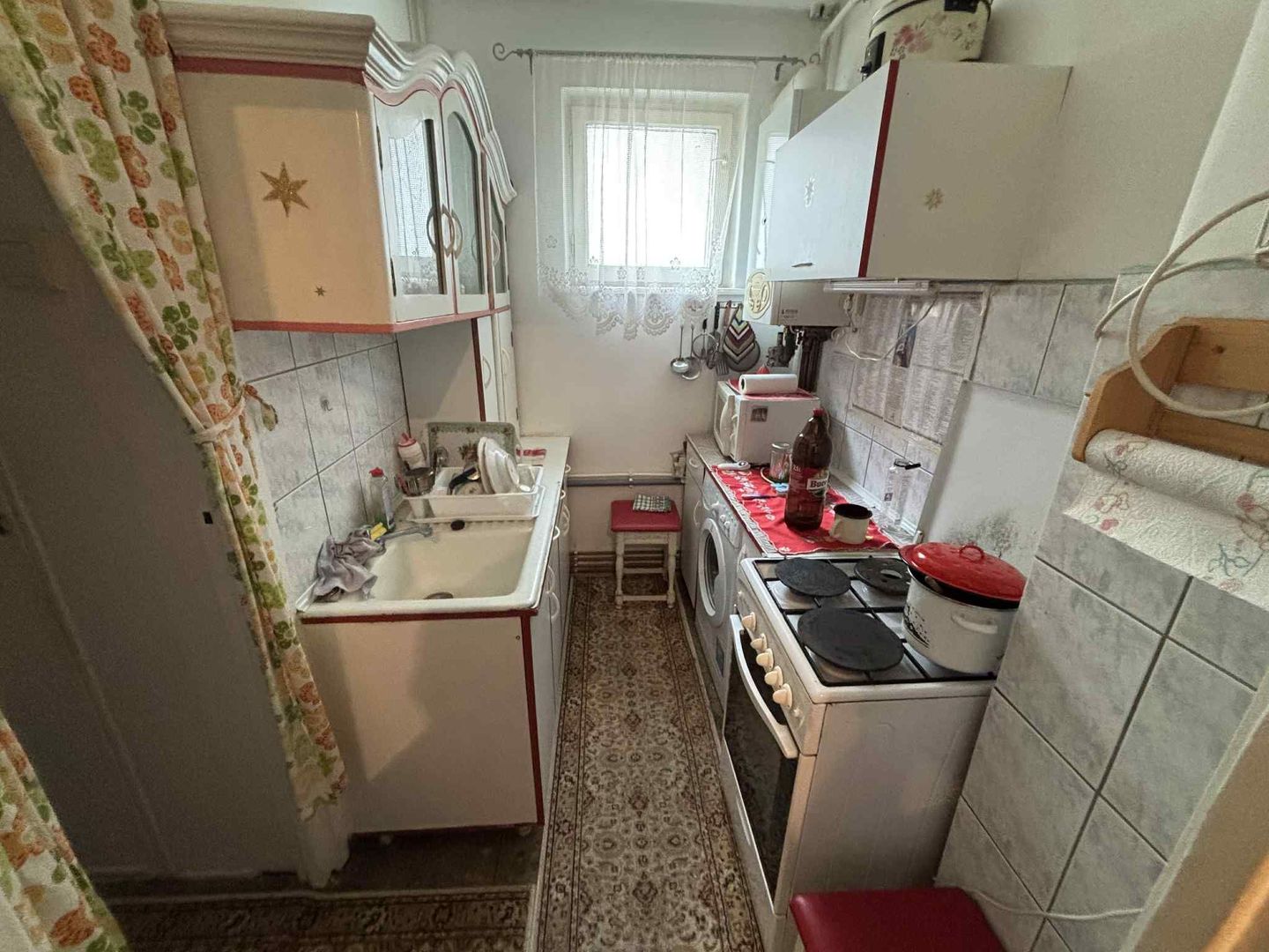 Apartament cu 2 camere (Moldovei-Aleea Covasna) - Poză 5