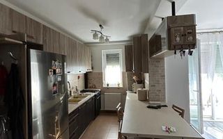 Apartament  cu 2 camere si pod amenajat Giroc - Poză 3