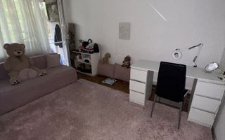 Apartament Decomandat cu 3 Camere și 2 Balcoane–Etaj 3/4-str.Moldovei - Poză 1