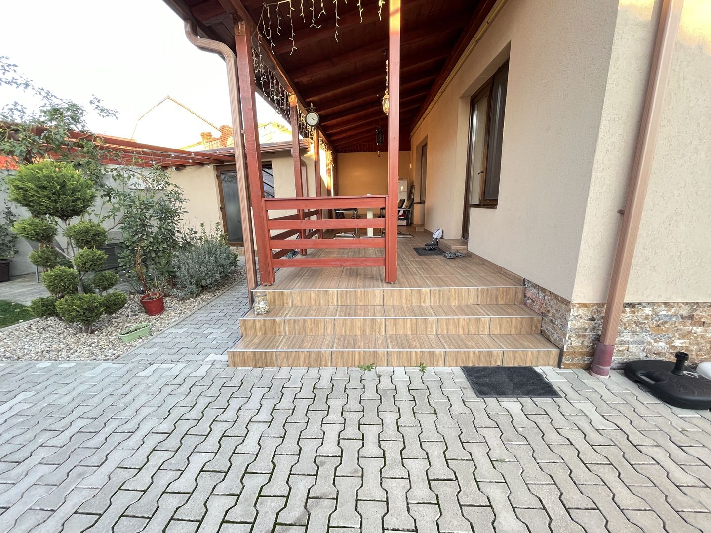 Casa moderna, frumos amenajata in zona Bogdanestilor - Poză 29