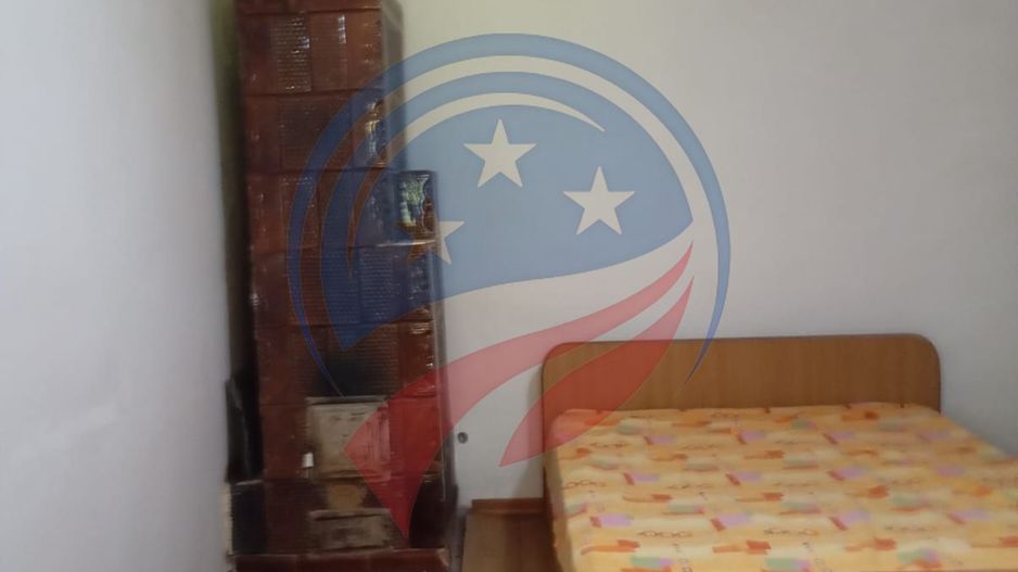 REDUCERE PRET - CASA RENOVABILA + 600 MP TEREN - BARIERA VALCII - Poză 7