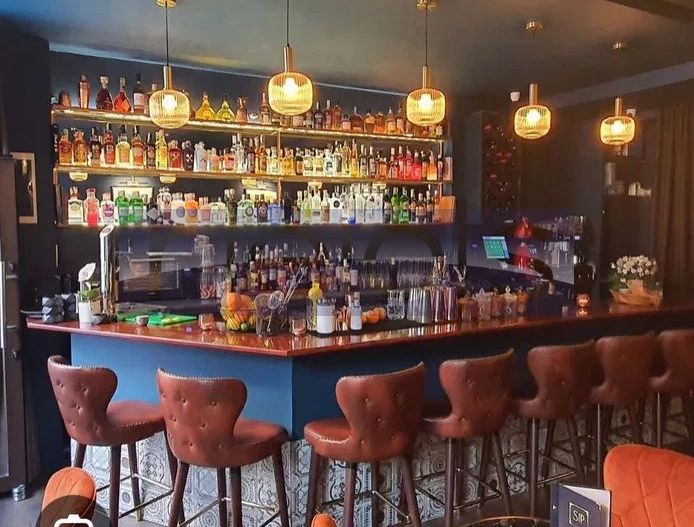 INCHIRIERE SPATIU COMERICAL RESTAURANT BAR HORECA CENTRU VECHI 55MP TERASA - Poză 1