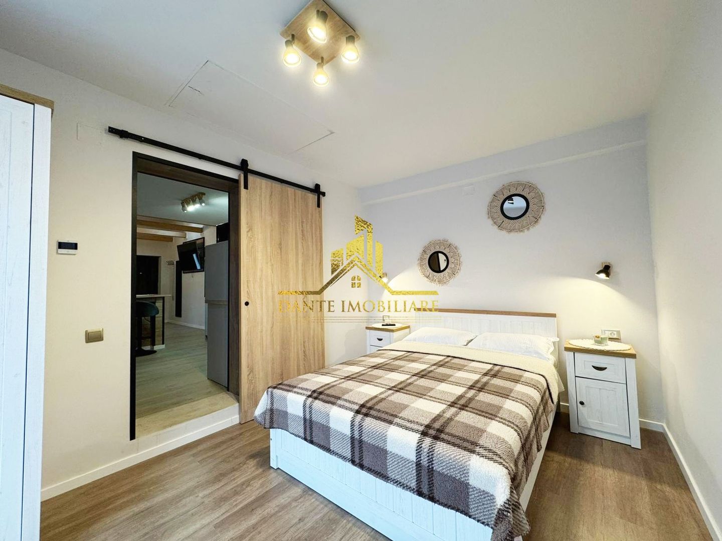 Casa individuala, ultrafinisata, balcon, terasa, curte, Someseni - Poză 4