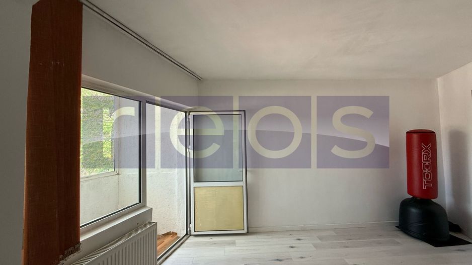 VANZARE VILA 6 CAMERE | EROII REVOLUTIEI | CURTE | 2 LOCURI DE PARCARE - Poză 16