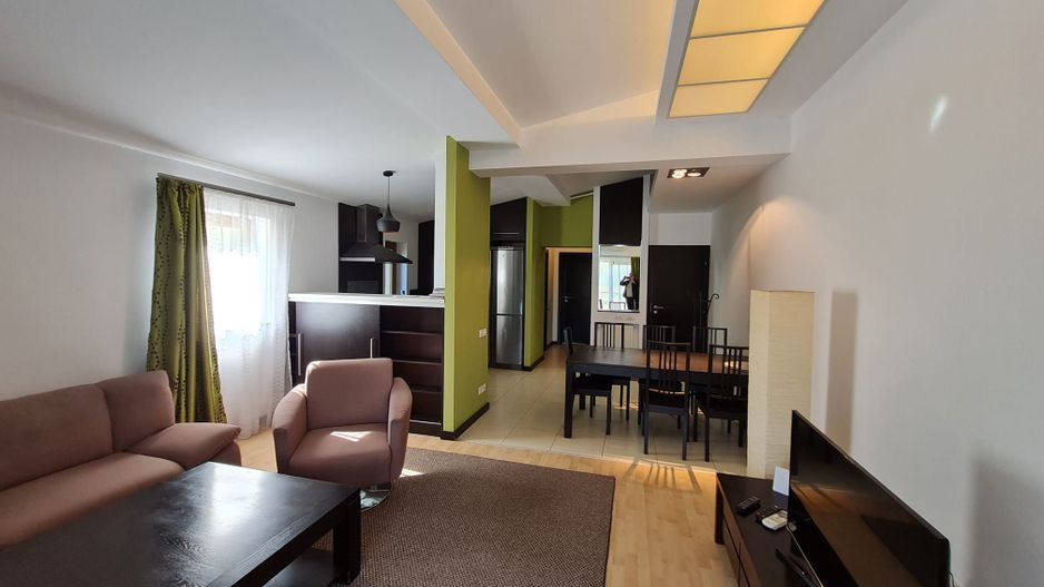 Apartament generos de închiriat zona Lipovei - Poză 17