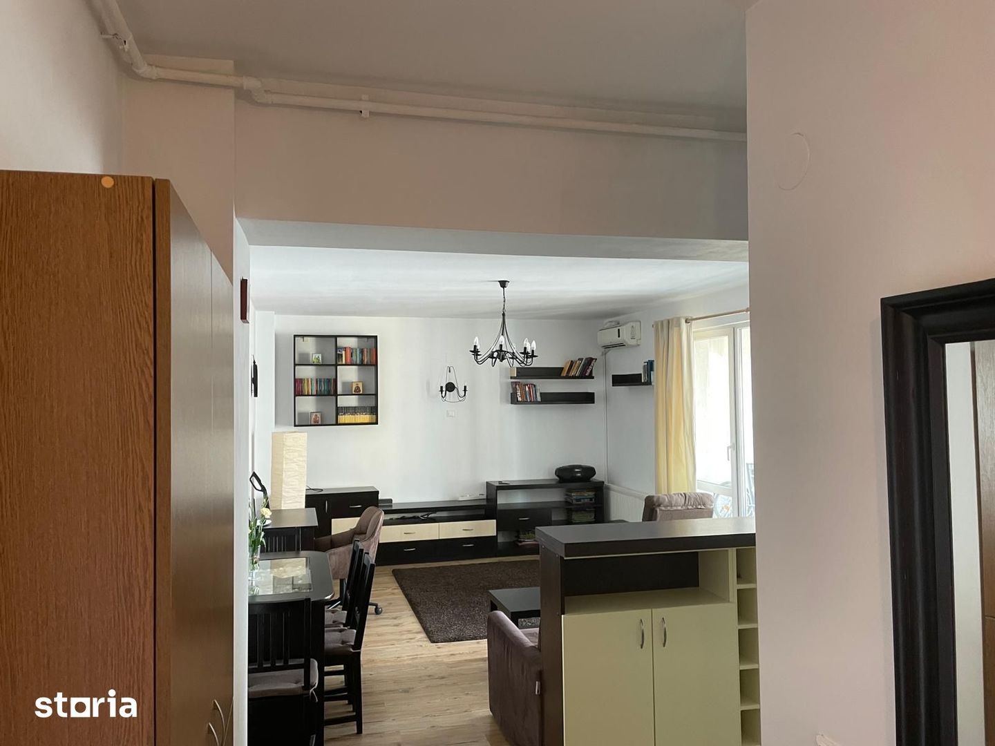 2 camere cu parcare inclusă, centrală proprie, pet friendly, modern, Ozana - Poză 5