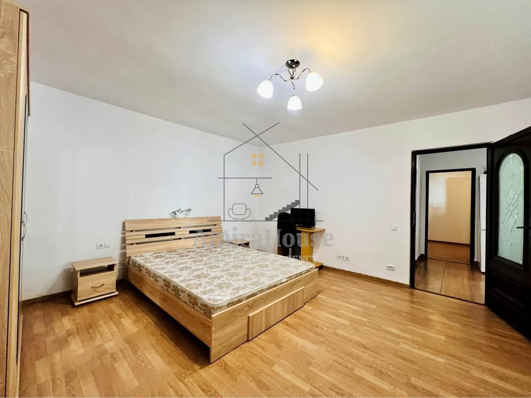 Apartament 2 camere decomandat, nisa, imobil tip vila, 66 mp, parcare, Central - Poză 1