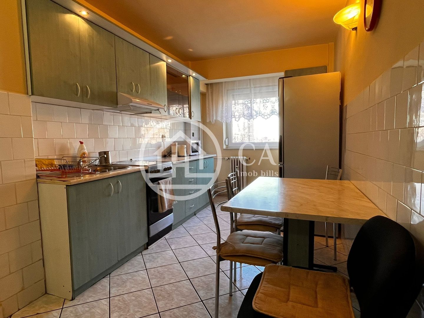 Apartament cu 3 camere de inchiriat în zona Calea Aradului, Oradea - Poză 3