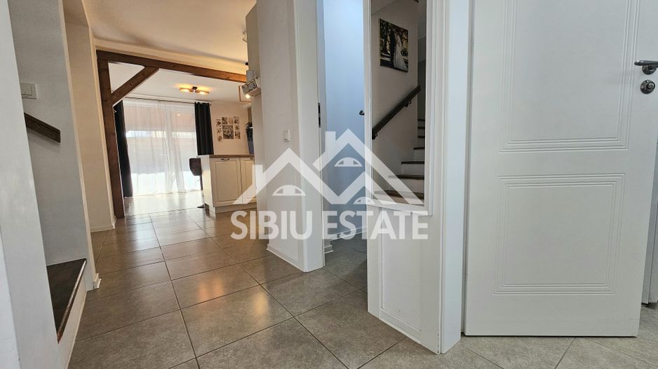 Casa 3 camere, cocheta si economa Sibiu, Selimbar - Poză 14