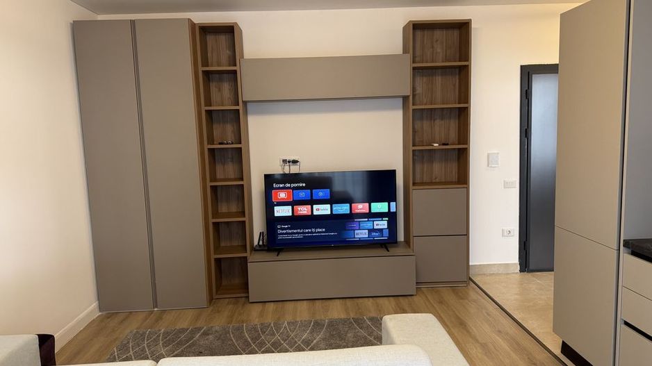 Apartament 2 camere de închiriat Apărătorii Patriei Centrală proprie - Poză 4