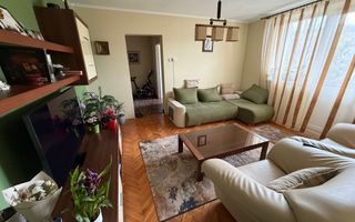 Apartament 2 camere, etaj 2 - Cugir - Poză 1