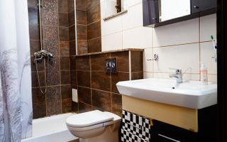 Vila deosebita cu 6 camere, zona Aparatorii Patriei, Sector 4 - Poză 15